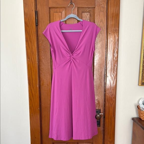 Patagonia Dresses & Skirts - Patagonia Fuchsia dress